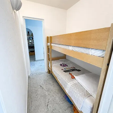 Lejlighed De 92 M2 Climatise Face A La Avec Garage *